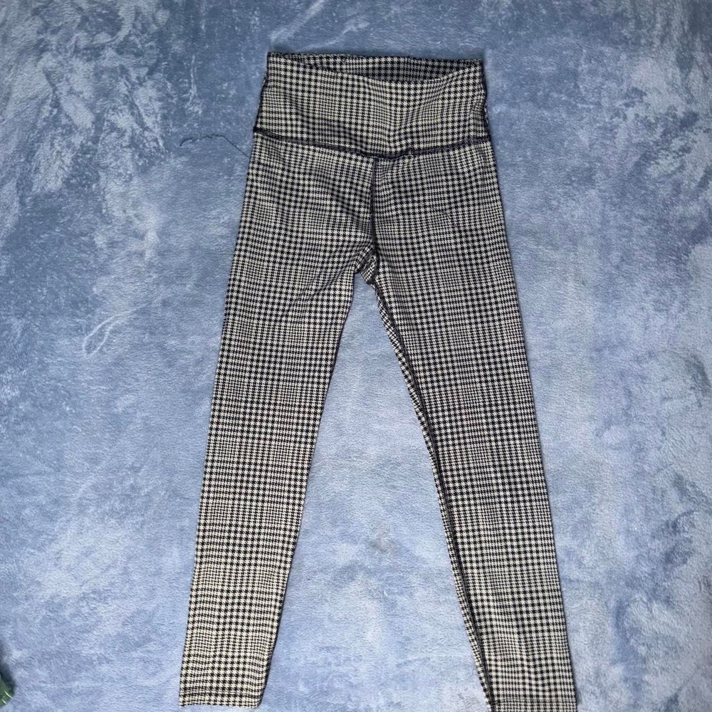 Black and white checkered leggings women size s